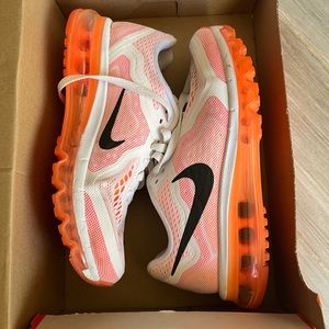 Women’s Nike Air Max 2014